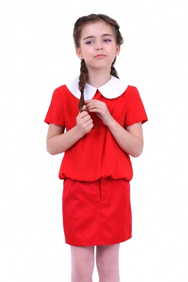 Ярко-красная юбка в классическом стиле