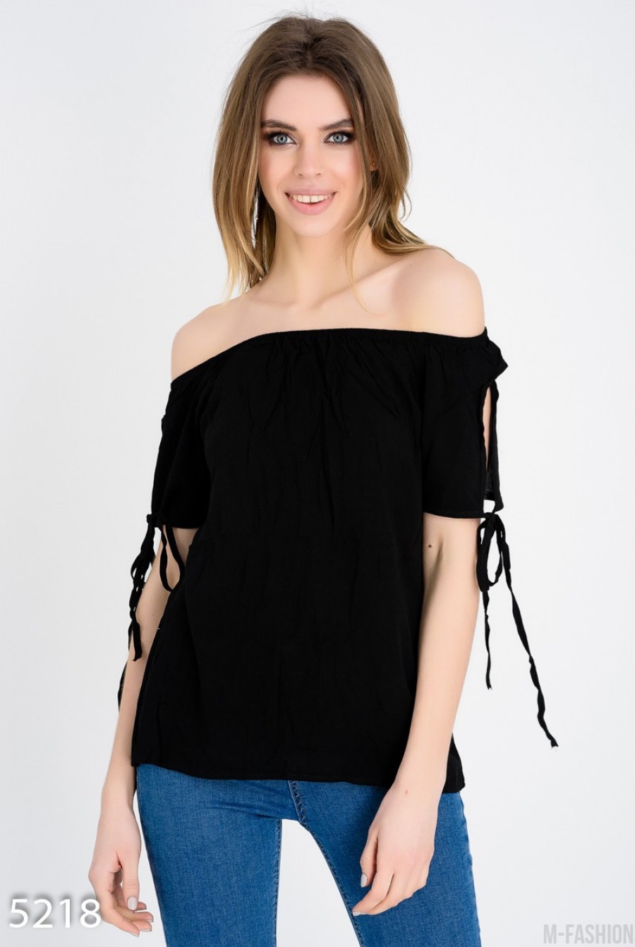 Черная блузка с открытыми плечами и короткими рукавами - Фото 1