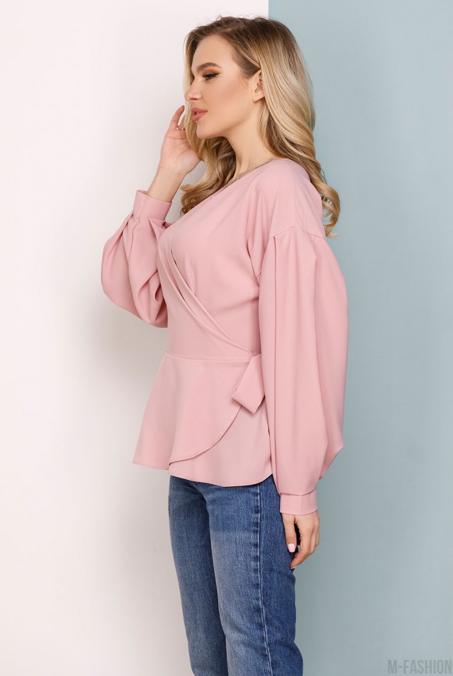 Розовая шифоновая блуза на запах с баской- Фото 2