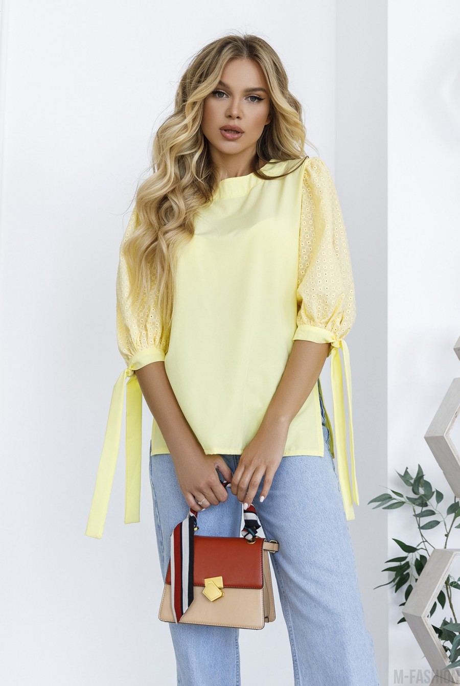 Желтая комбинированная блуза с рукавами-фонариками - Фото 1
