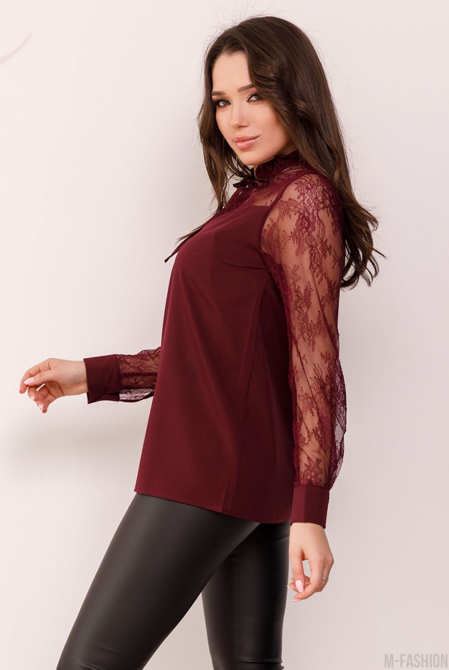 Бордовая блуза с кружевными вставками- Фото 2