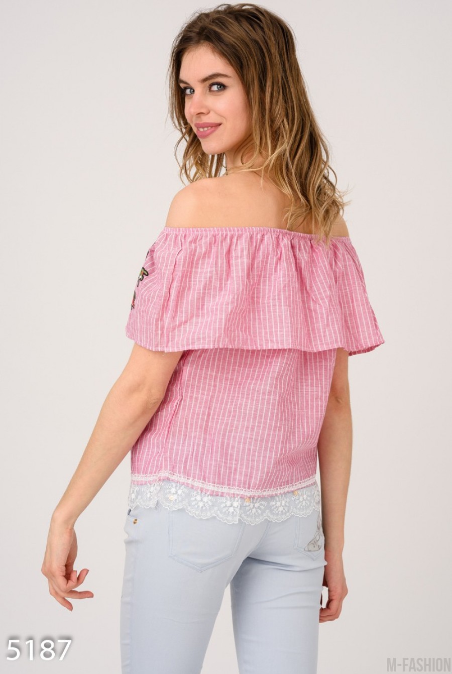 Сиреневая открытая блуза в полоску с цветочным узором и кружевом- Фото 3
