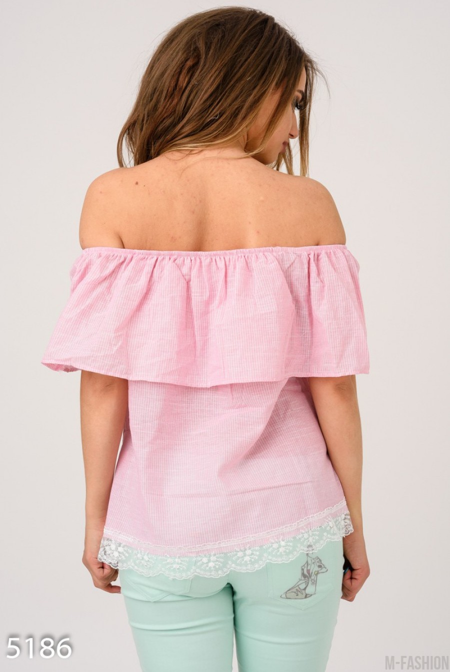 Розовая полосатая открытая блуза с цветочным узором и кружевом- Фото 4