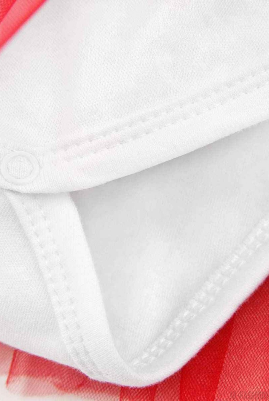 Хлопковое боди с красной фатиновой юбкой и с возможностью индивидуальной печати имени (только латиница) на принте- Фото 4