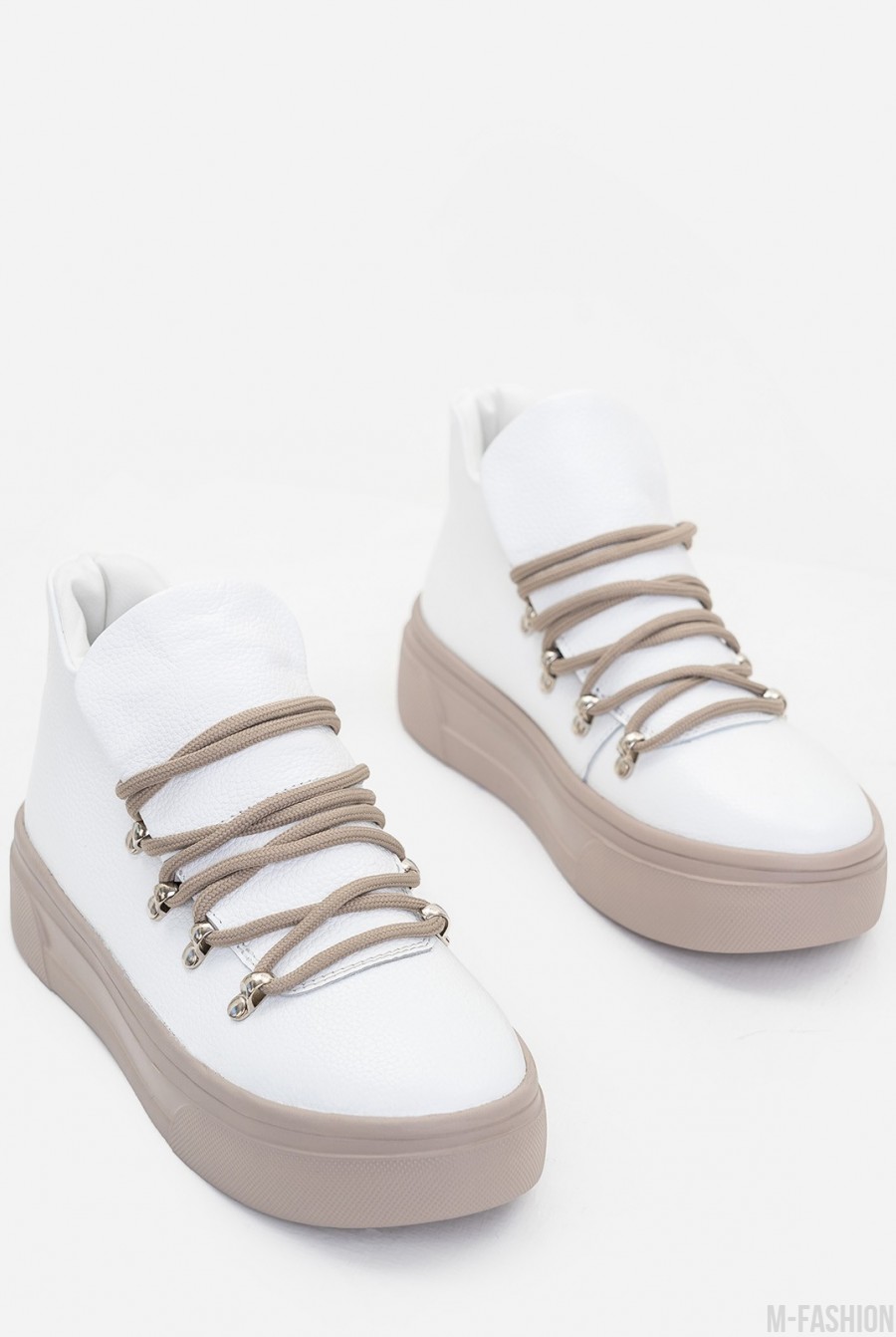 Белые кожаные ботинки в спортивном стиле- Фото 4