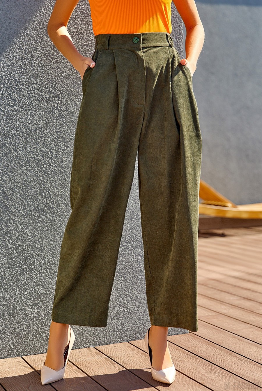 Вельветовые брюки цвета хаки широкого кроя - Фото 1