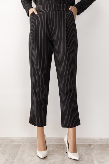 Черные полосатые классические брюки
