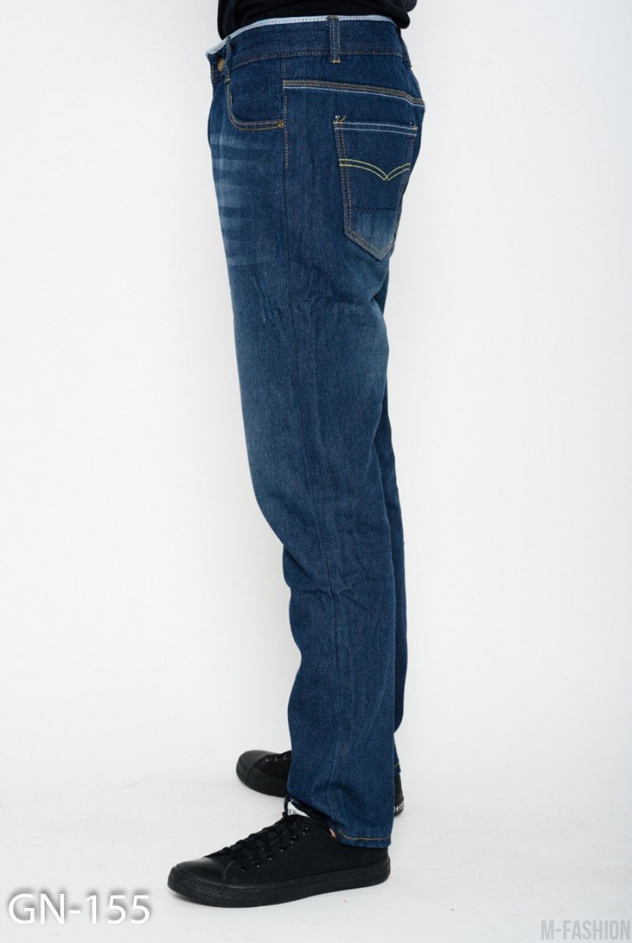 Синие классические джинсы с небольшими потертостями- Фото 2
