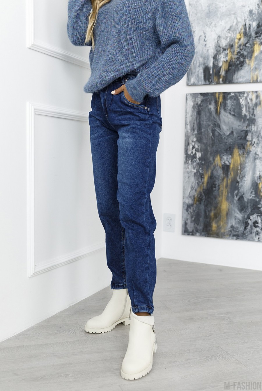 Синие свободные джинсы с потертостями- Фото 2