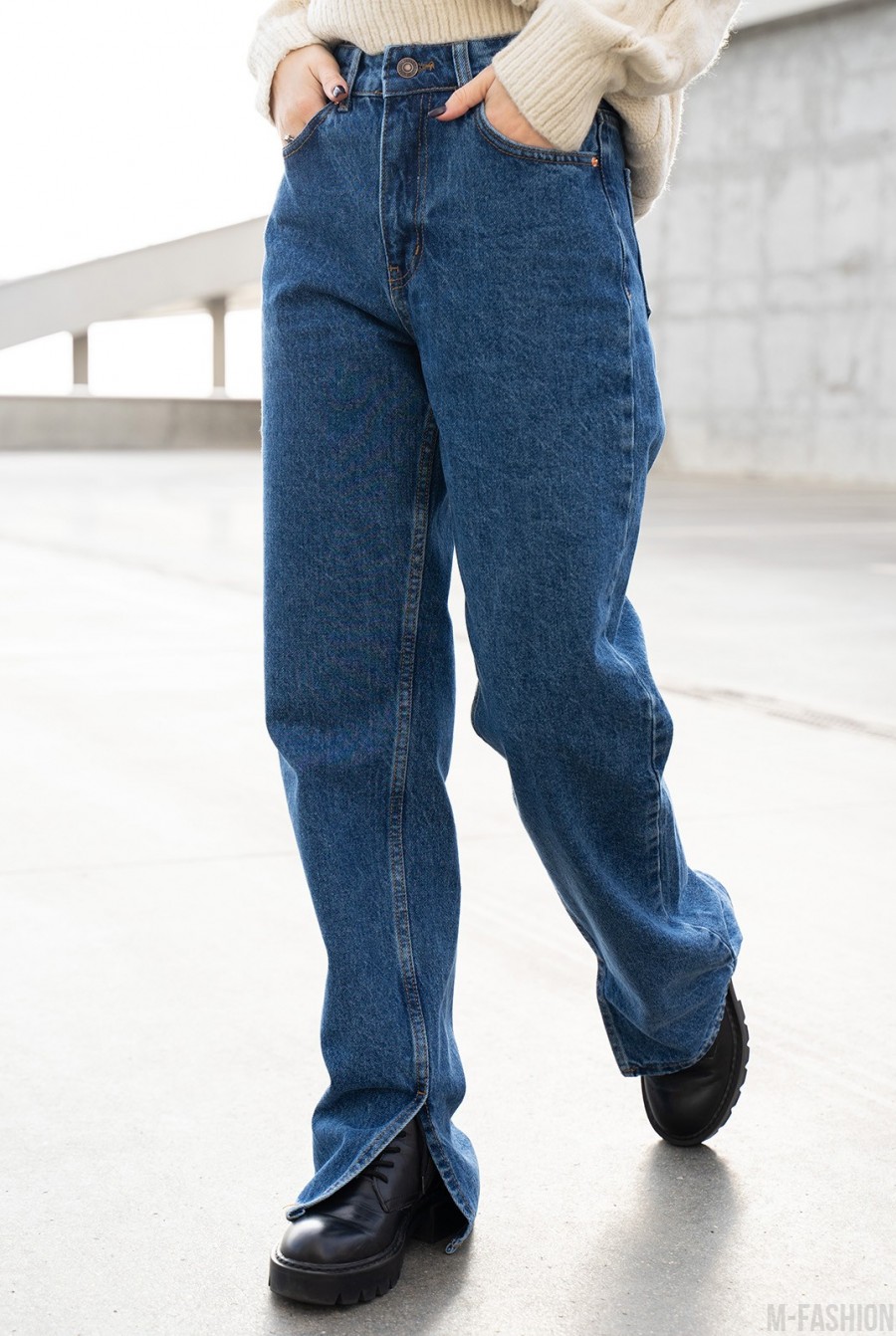 Синие широкие джинсы с разрезами - Фото 1