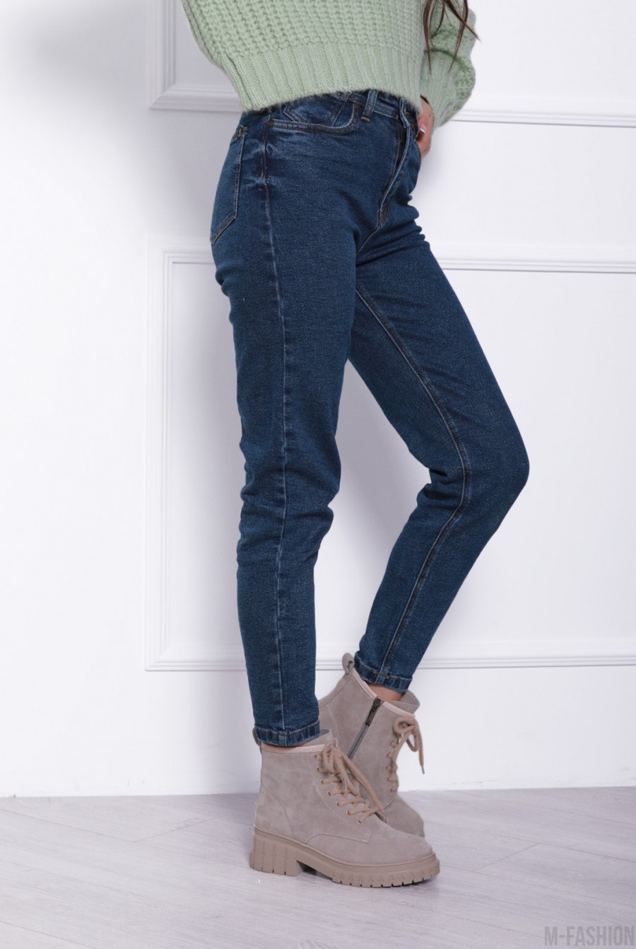 Синие традиционные джинсы модели Мом- Фото 2