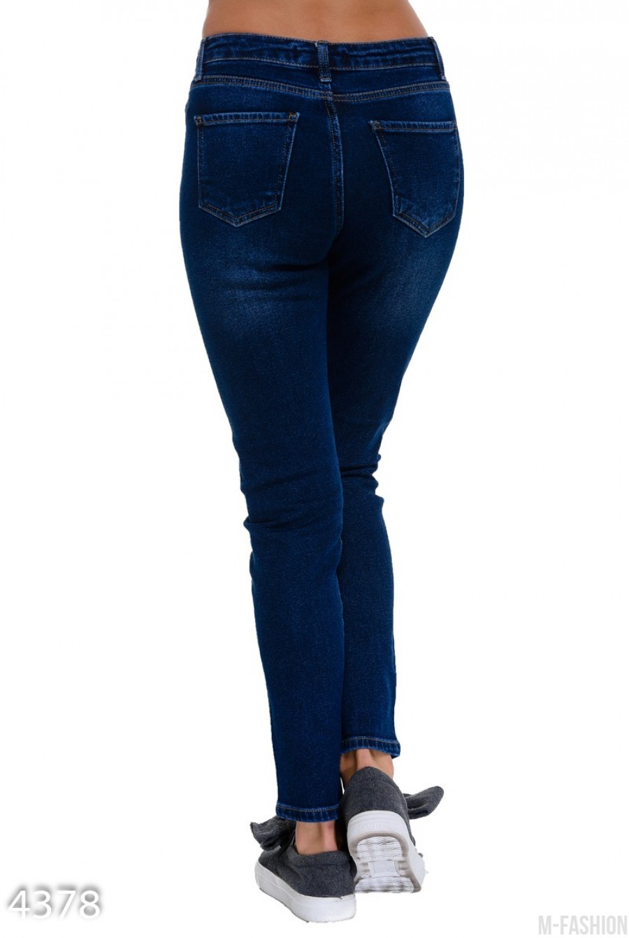 Синие классические джинсы покрытые до колен серебристой краской- Фото 4