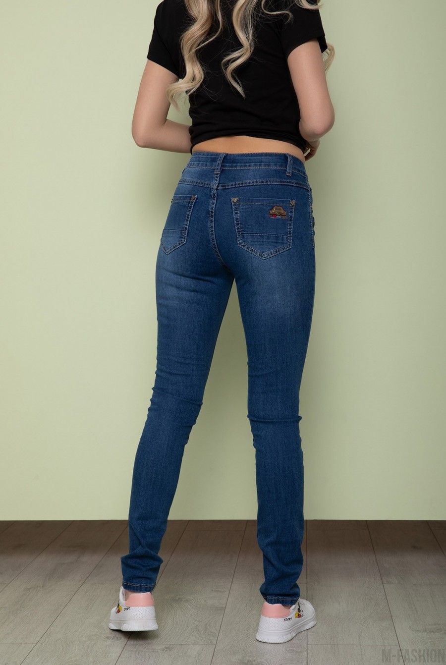 Синие потертые джинсы скинни- Фото 3