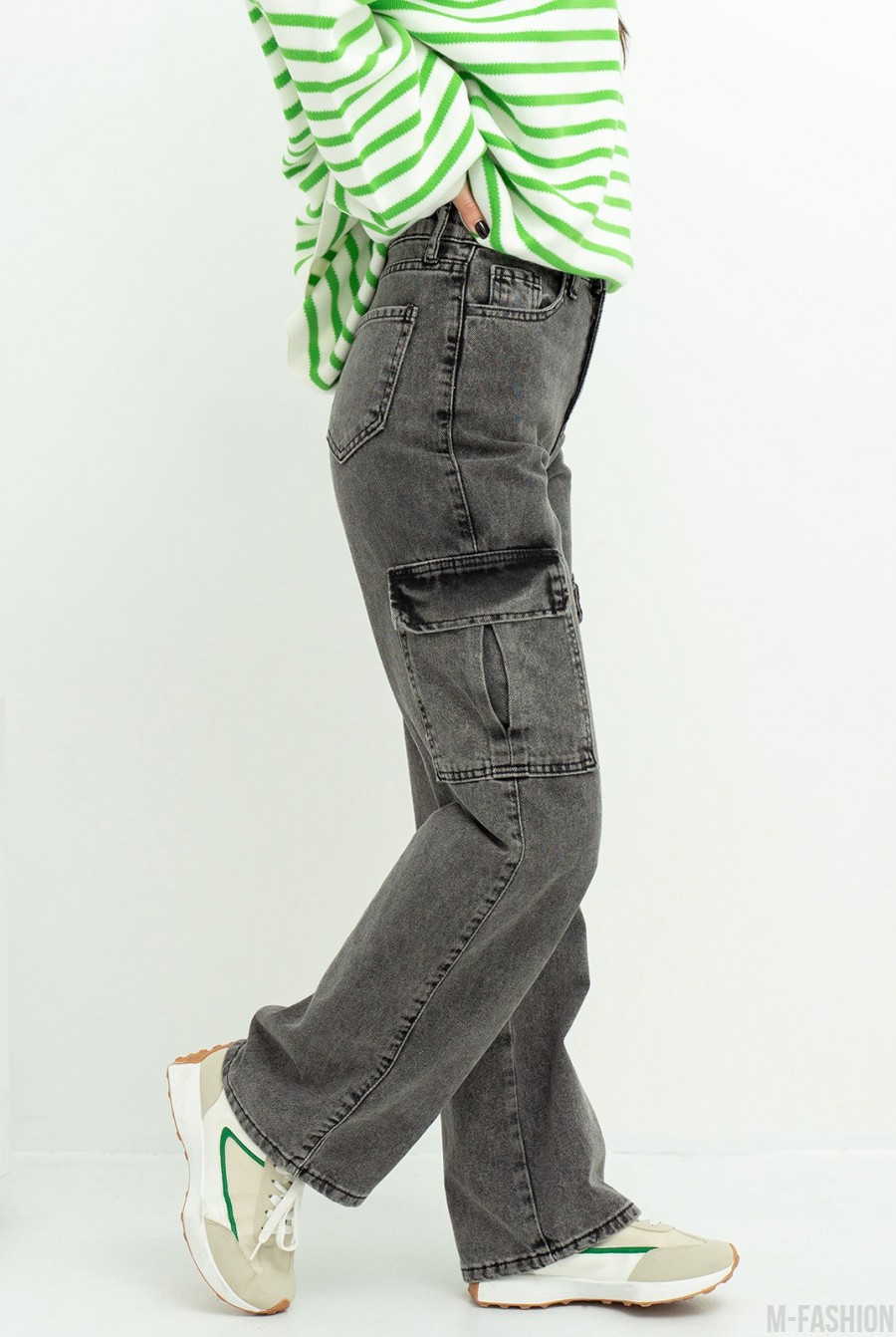 Серые широкие джинсы карго с карманами- Фото 2