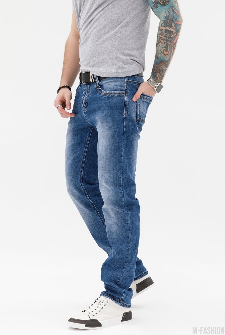 Синие классические джинсы с потертостями- Фото 2