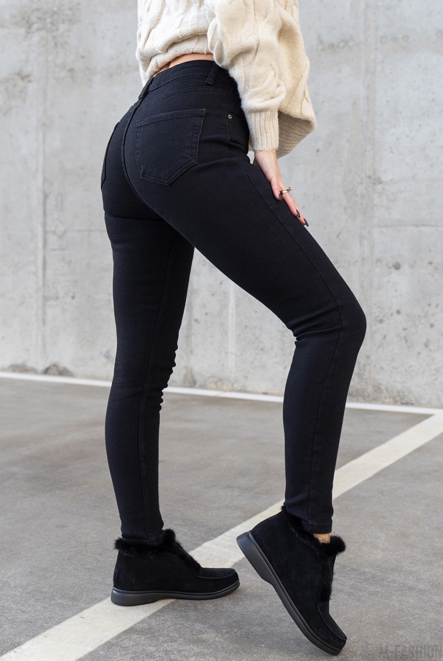 Черные джинсы скинни утепленные байкой- Фото 2