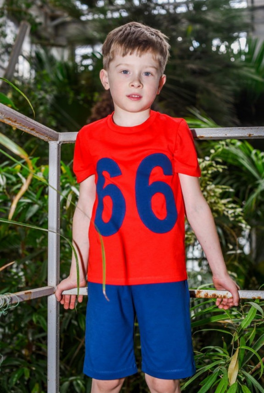 Футболка котоновая детская красного цвета с темно-синими цифрами- Фото 2