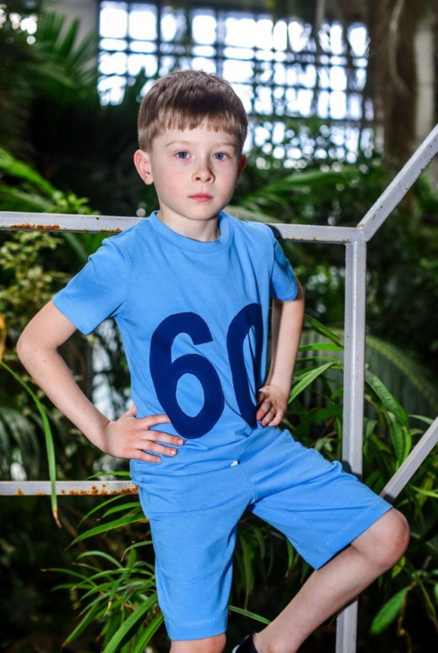 Футболка котоновая детская голубого цвета с темно-синими цифрами- Фото 2