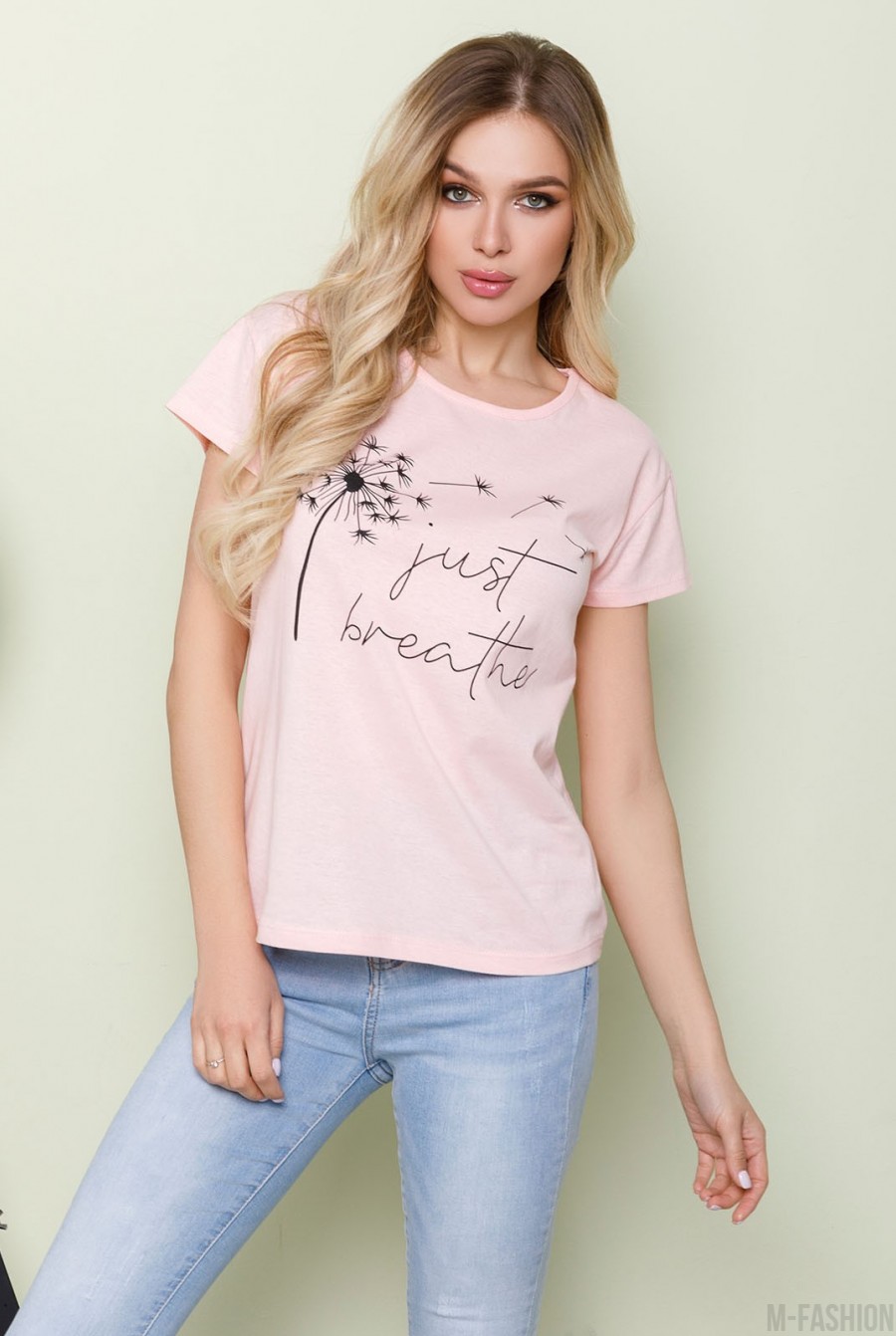 Розовая принтованная футболка из трикотажа - Фото 1