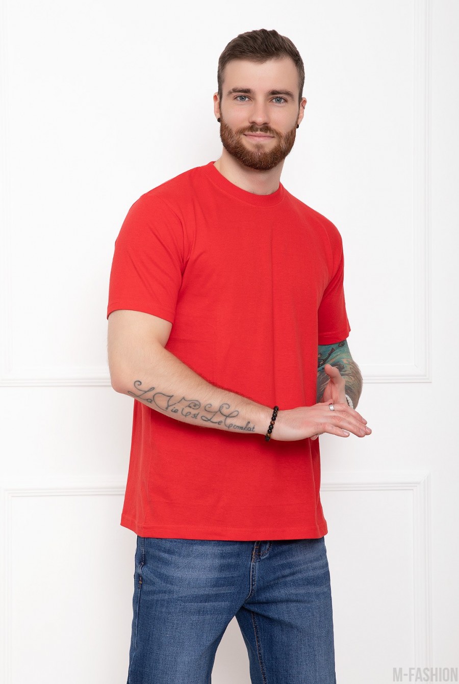 Красная однотонная футболка из трикотажа - Фото 1