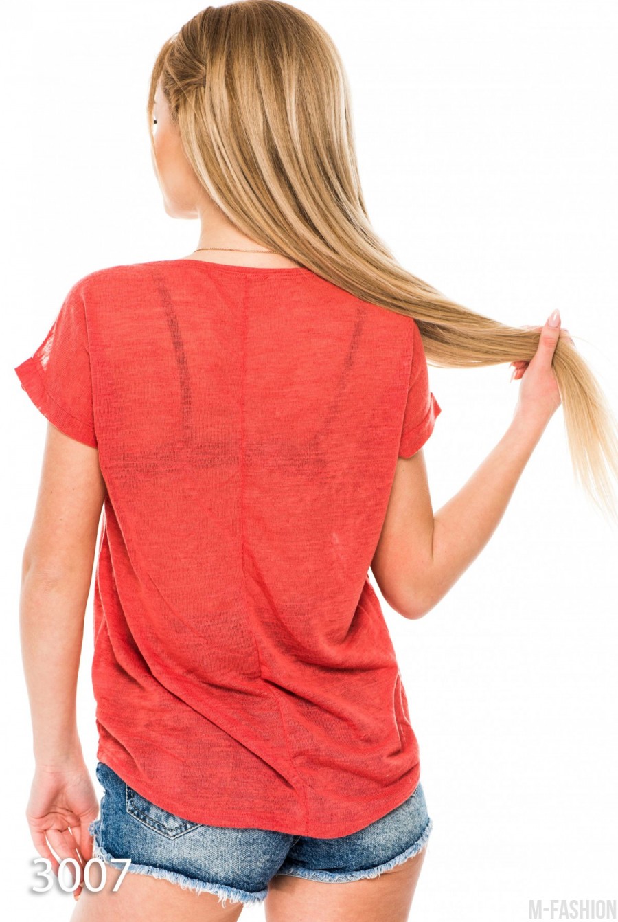 Бордовая трикотажная футболка с кружевной вставкой и кармашком- Фото 3