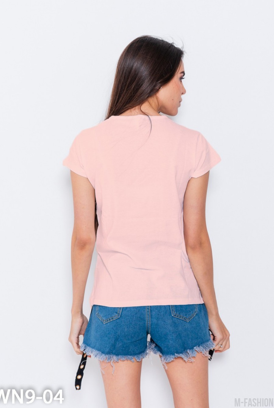 Розовая летняя футболка с надписями- Фото 5