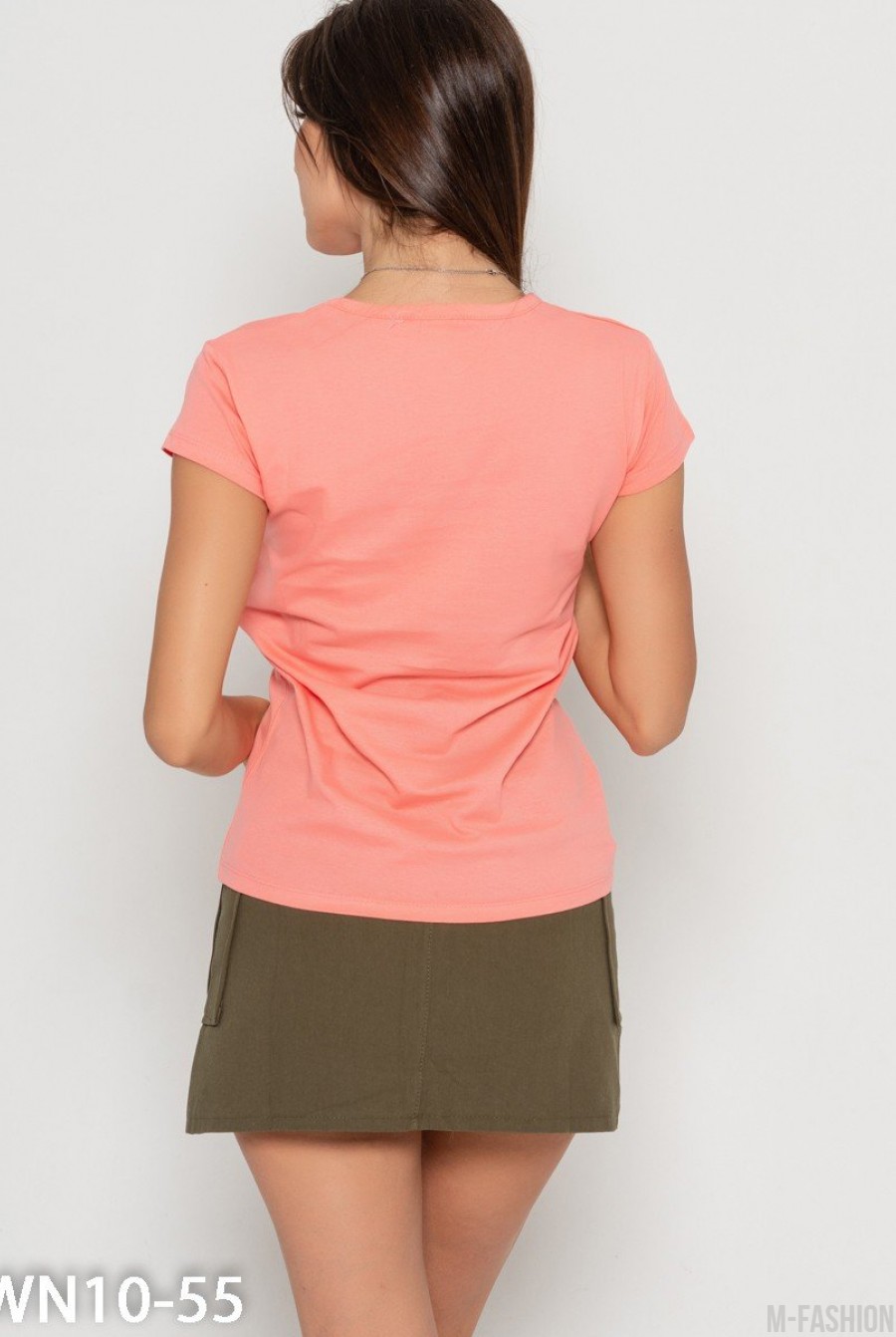 Персиковая хлопковая футболка с ярким крупным принтом- Фото 3