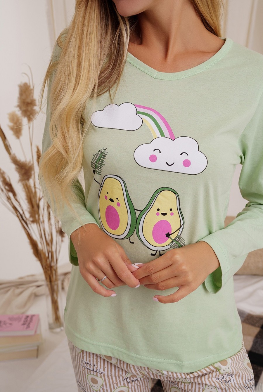 Мятная хлопковая брючная пижама с авокадо- Фото 4