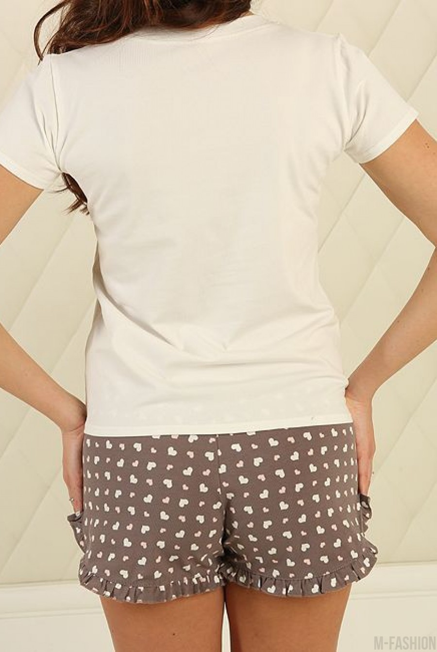 Бело-коричневая трикотажная пижама с шортами- Фото 4