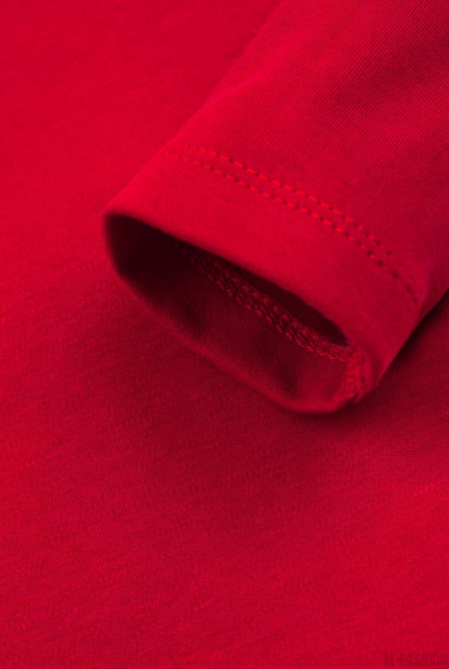 Красная трикотажная кофта с высоким горлом и принтом- Фото 6