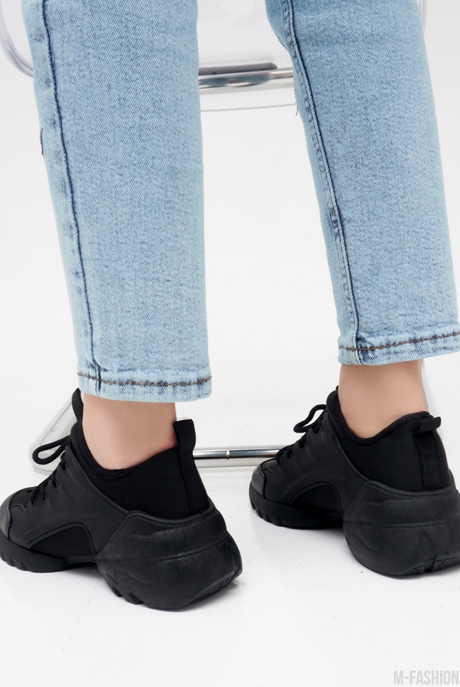 Черные текстильные кроссовки с силиконовыми вставками- Фото 3