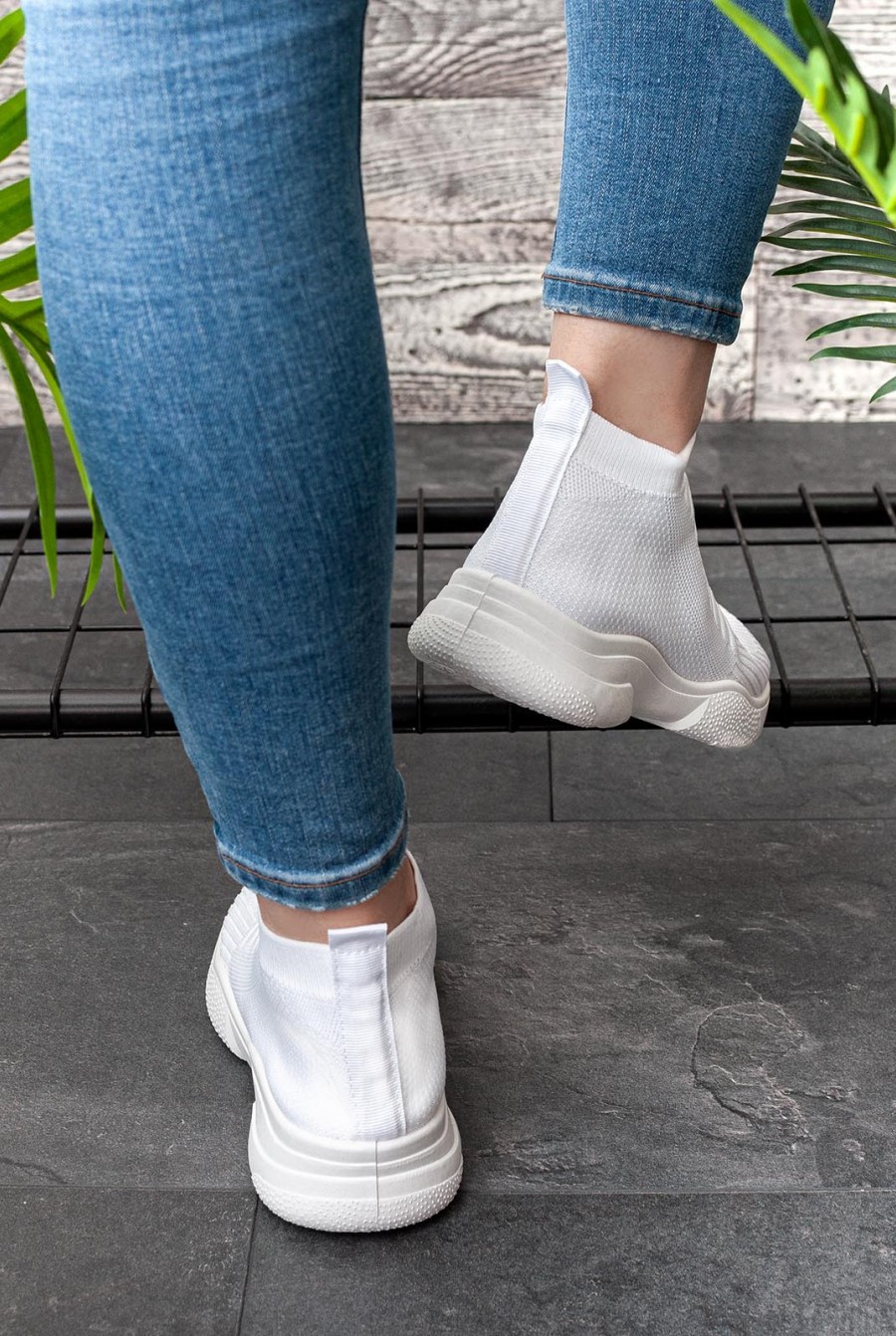 Белые текстильные кроссовки без шнурков- Фото 3