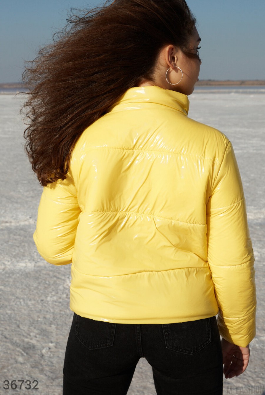Укороченная желтая куртка- Фото 4