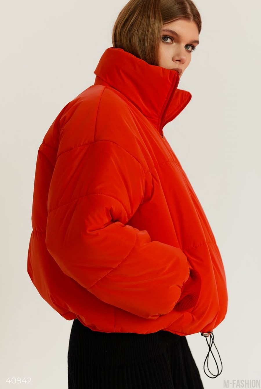 Стеганая куртка oversize красного цвета- Фото 6