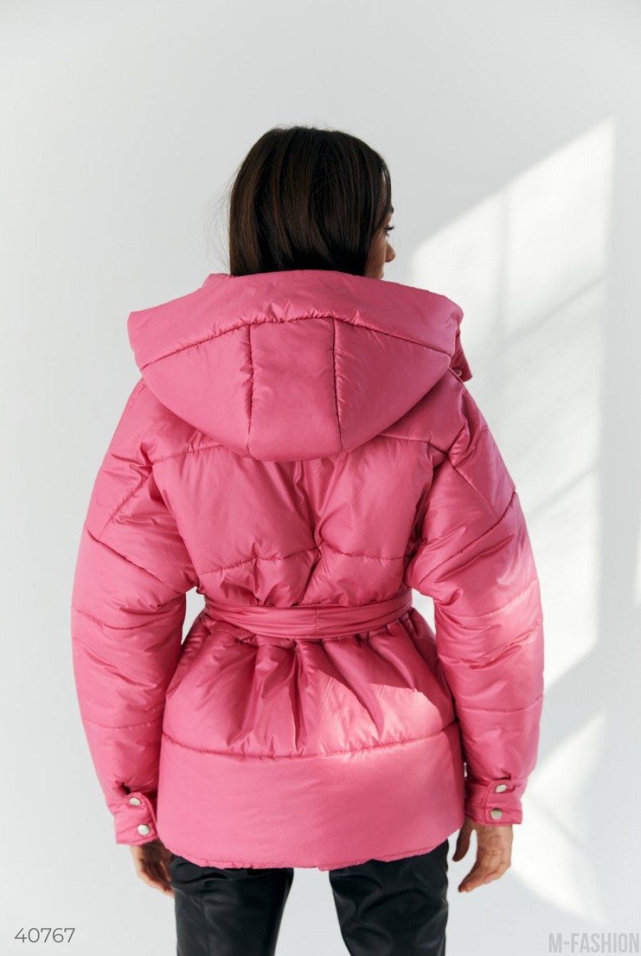 Теплая куртка яркого цвета фуксия- Фото 6