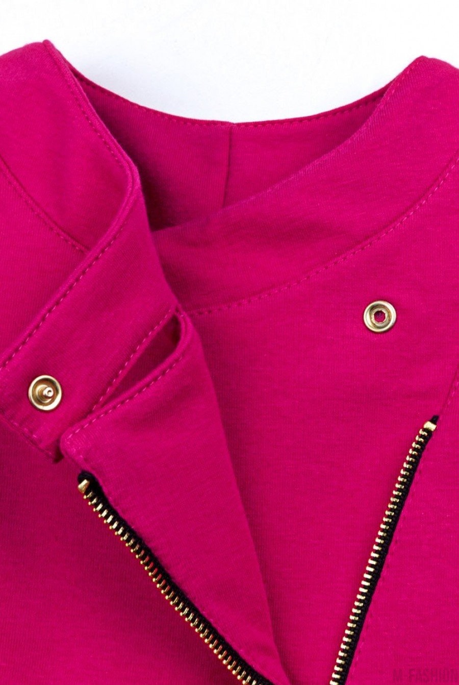 Малиновая легкая куртка из футера с ассиметричной молнией- Фото 6
