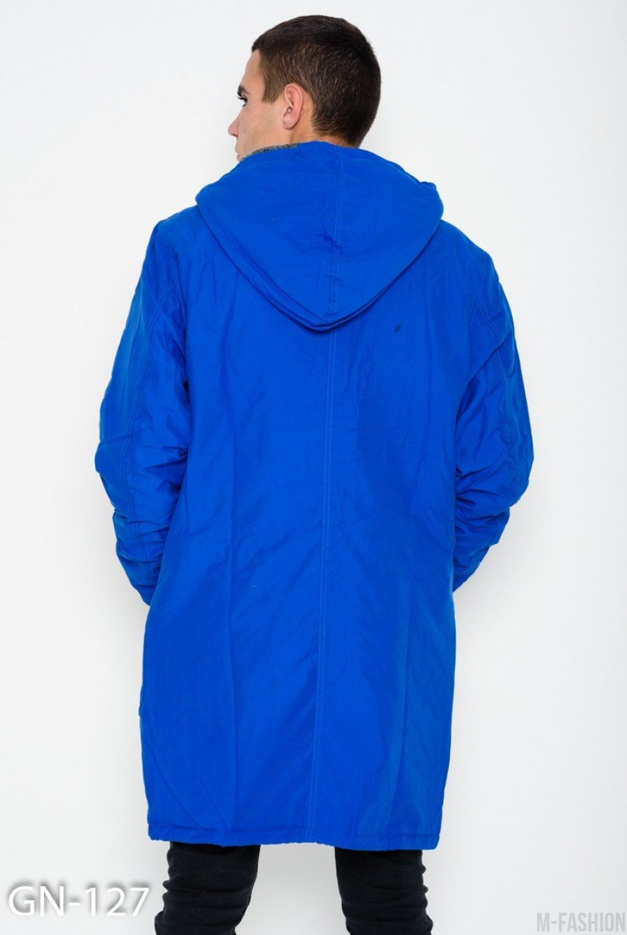 Удлиненная демисезонная куртка цвета электрик с капюшоном на шерсти- Фото 3