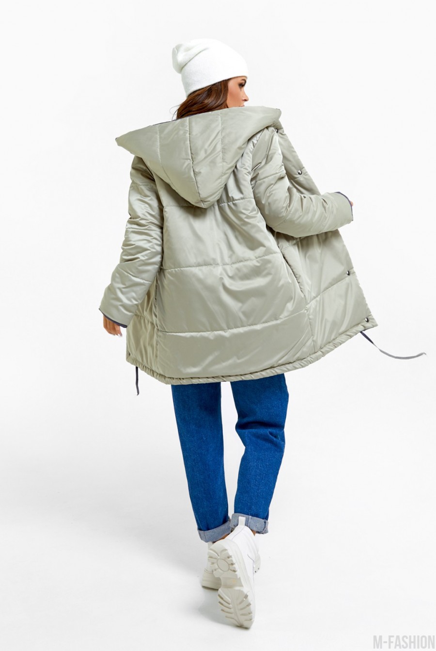 Сиреневая с бежевым двусторонняя куртка с капюшоном- Фото 3