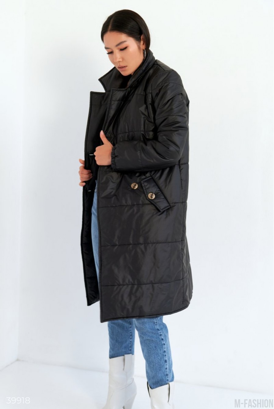 Стильное черное пальто с поясом- Фото 5