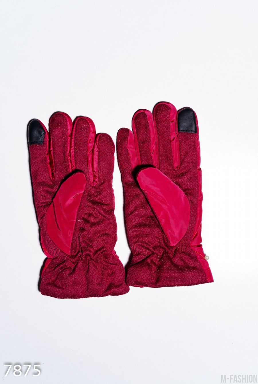 Красные теплые перчатки с антискользящим покрытием и декорированными манжетами- Фото 2