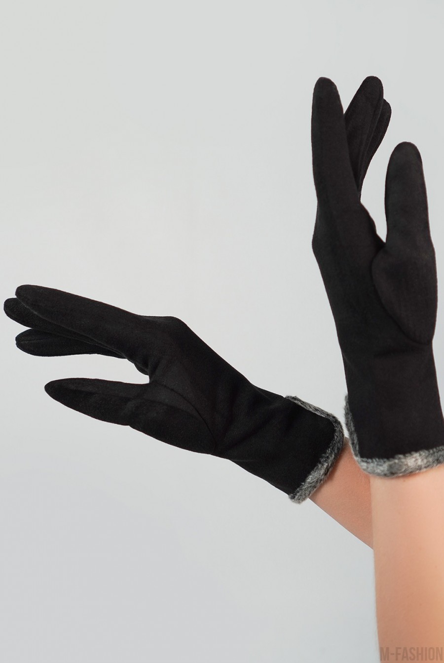 Черные перчатки с выточкой из эко-замши на меху- Фото 2