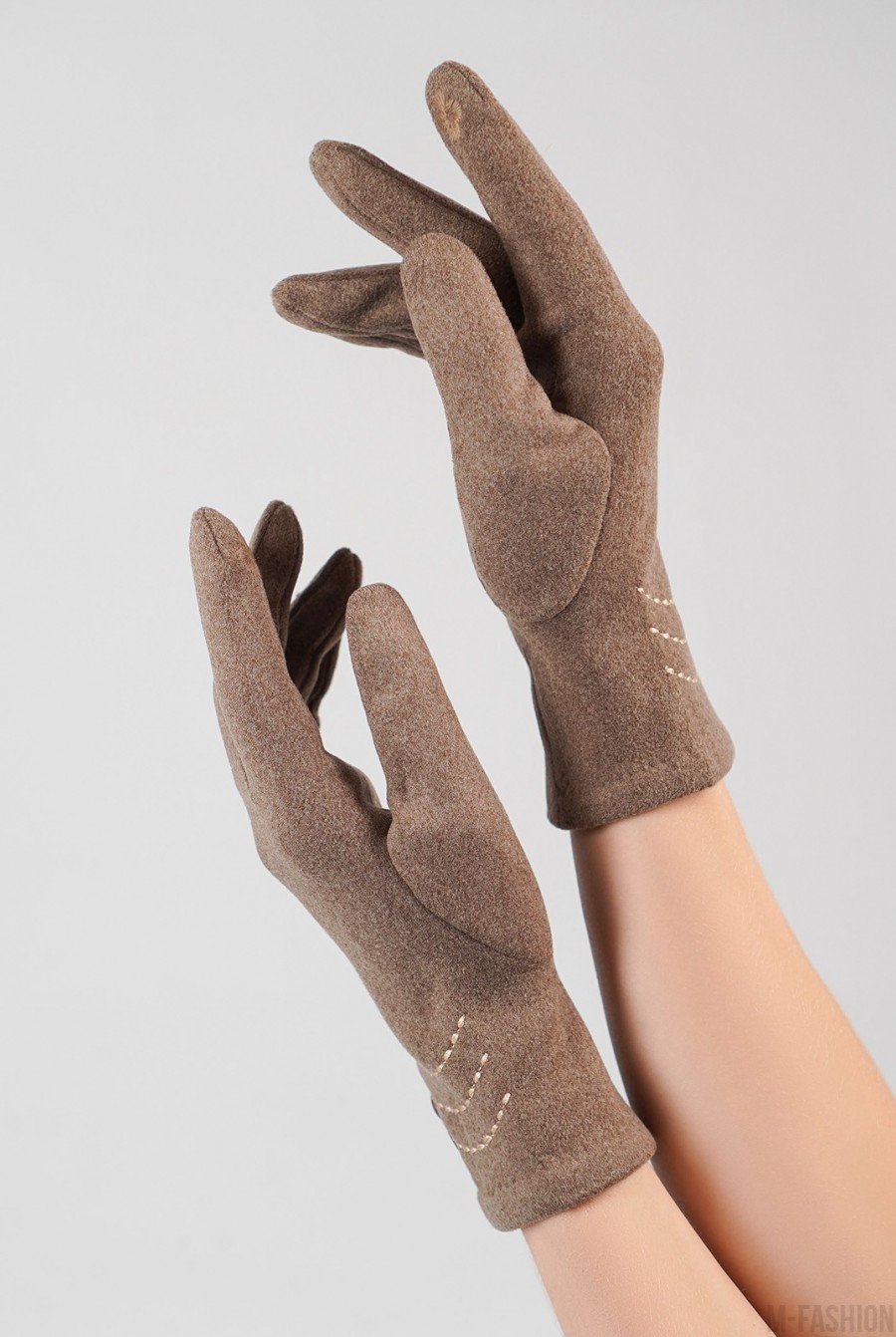 Утепленные коричневые перчатки из эко-замши- Фото 2