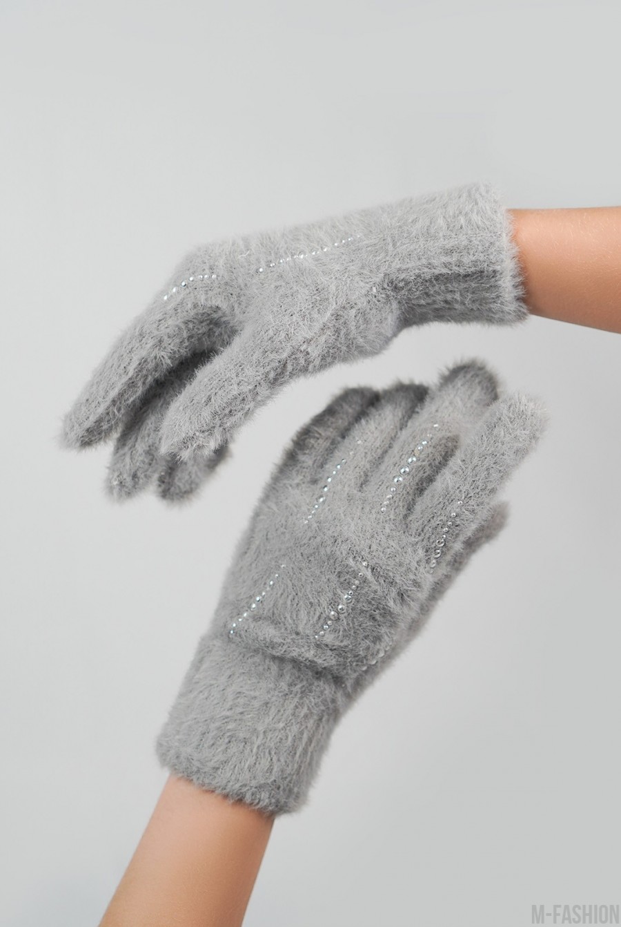 Серые утепленные перчатки со стразами- Фото 2