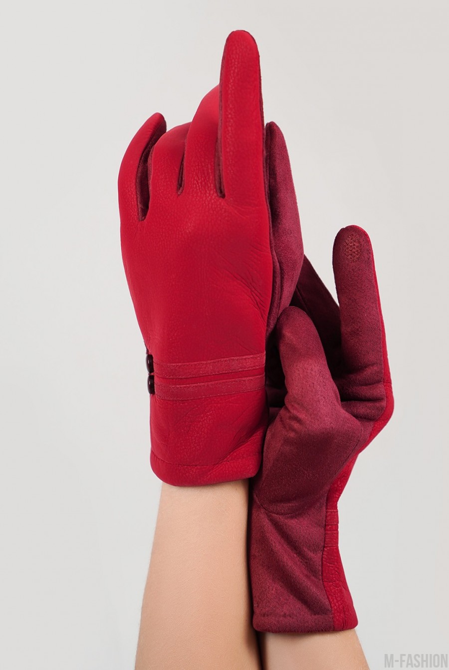 Фиолетовые замшевые теплые перчатки с фактурной вставкой - Фото 1