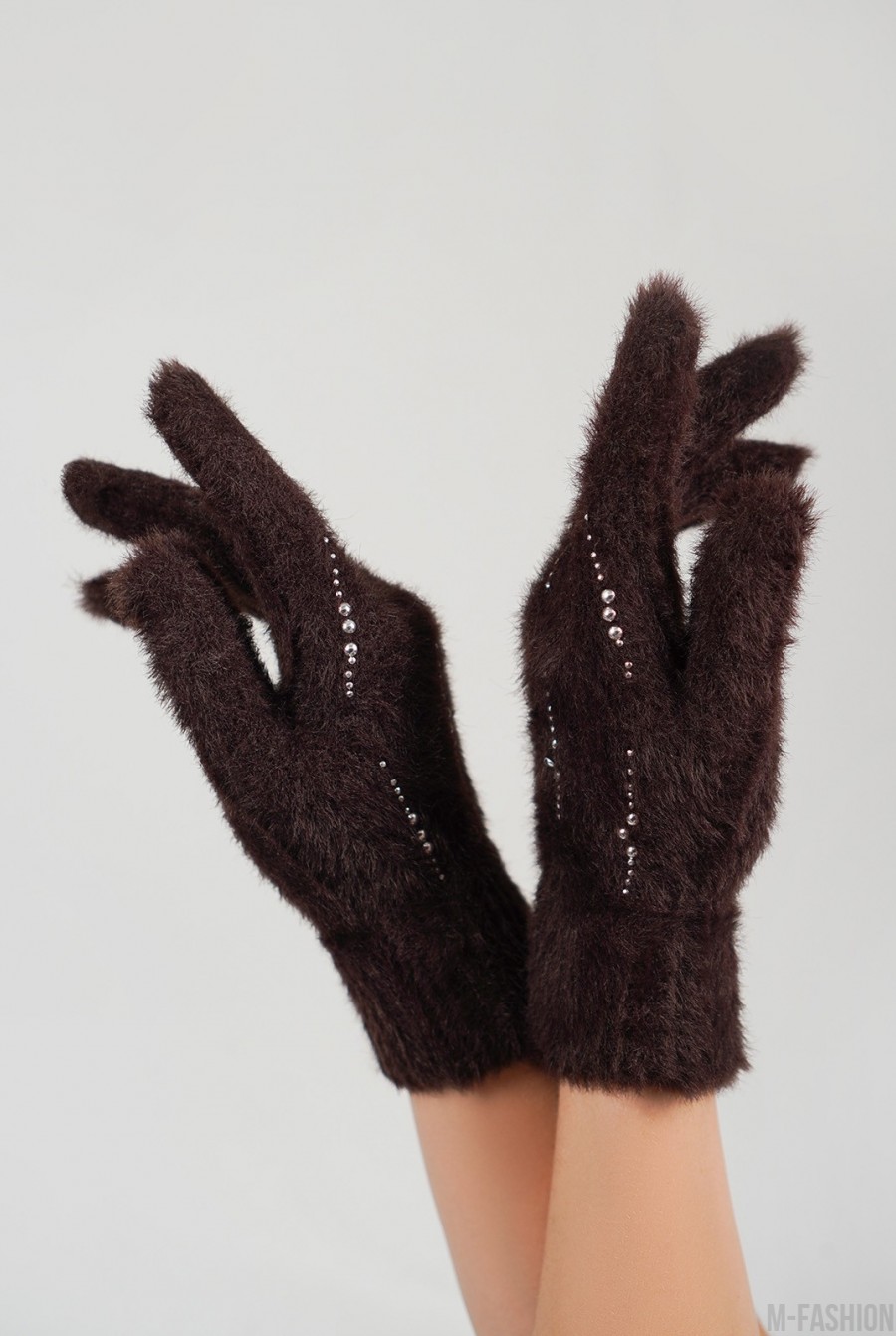 Коричневые утепленные перчатки со стразами- Фото 2