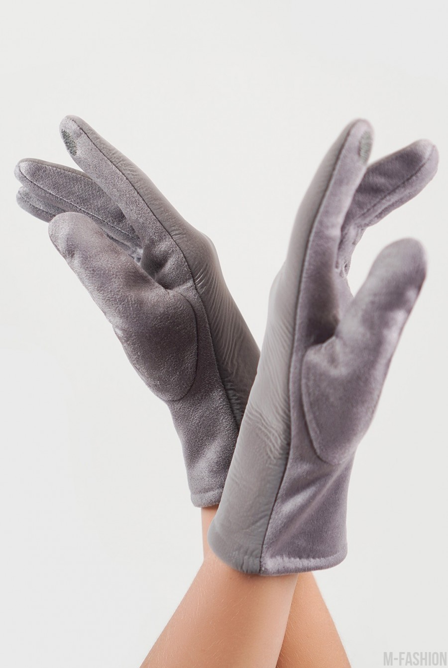 Серые замшевые комбинированные перчатки на меху - Фото 1