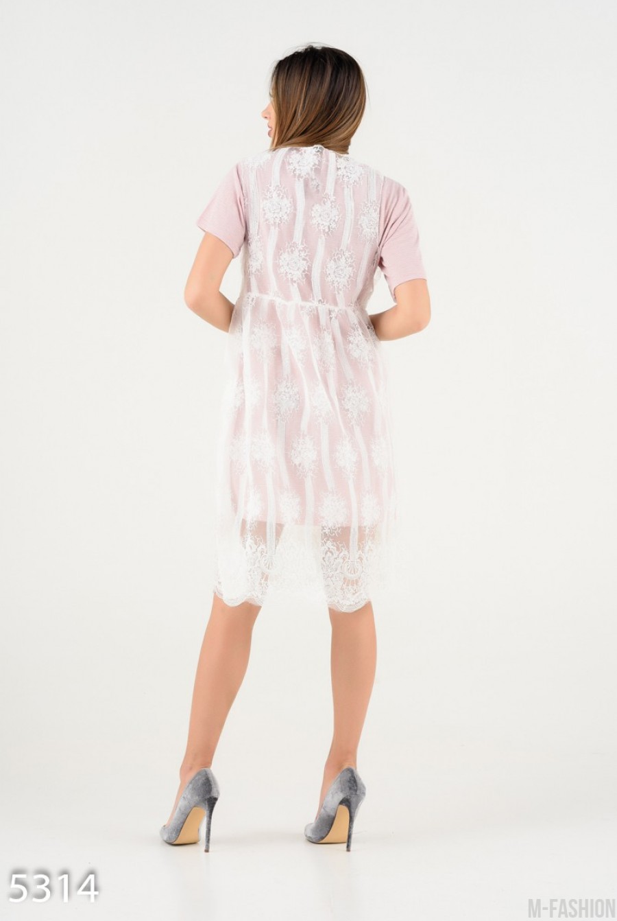 Сиреневое платье-футболка с верхним кружевным платьицем- Фото 4