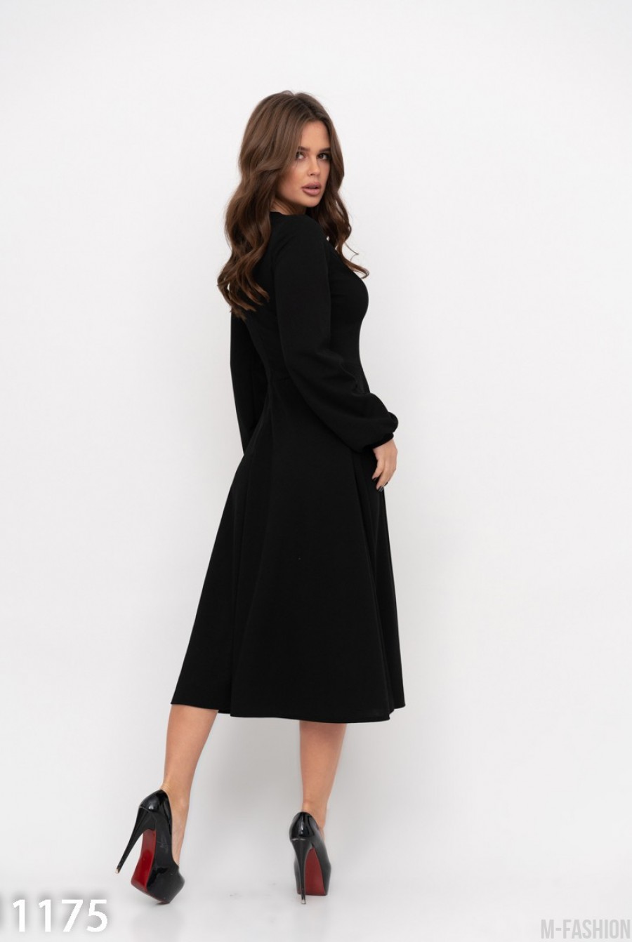 Черное приталенное платье с французским кружевом- Фото 5