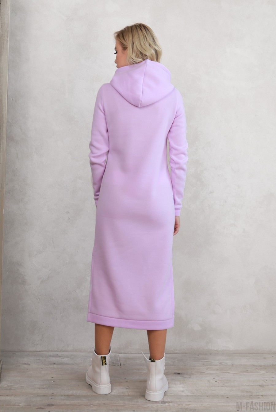 Сиреневое утепленное флисом платье с капюшоном- Фото 3
