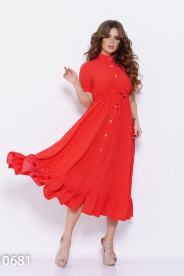 Красное в горошек приталенное платье с воланом